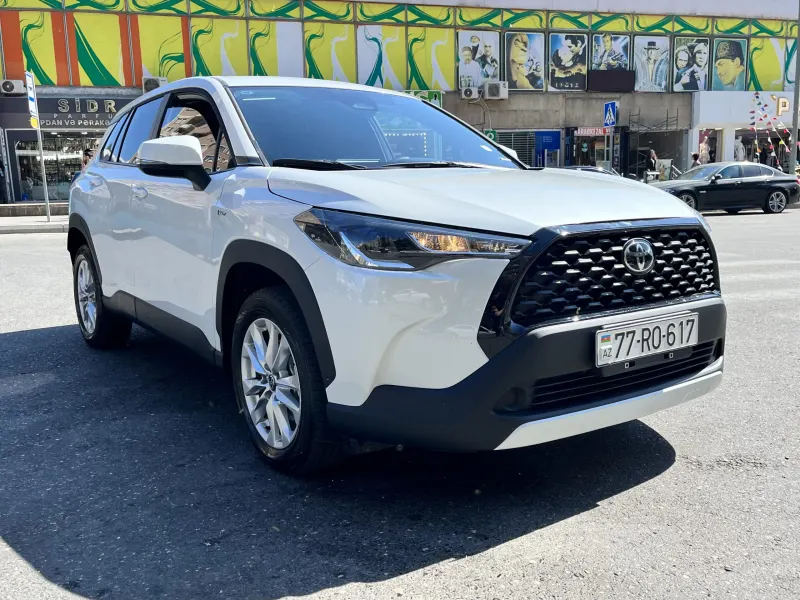 2025 Toyota Carolla Cross 2