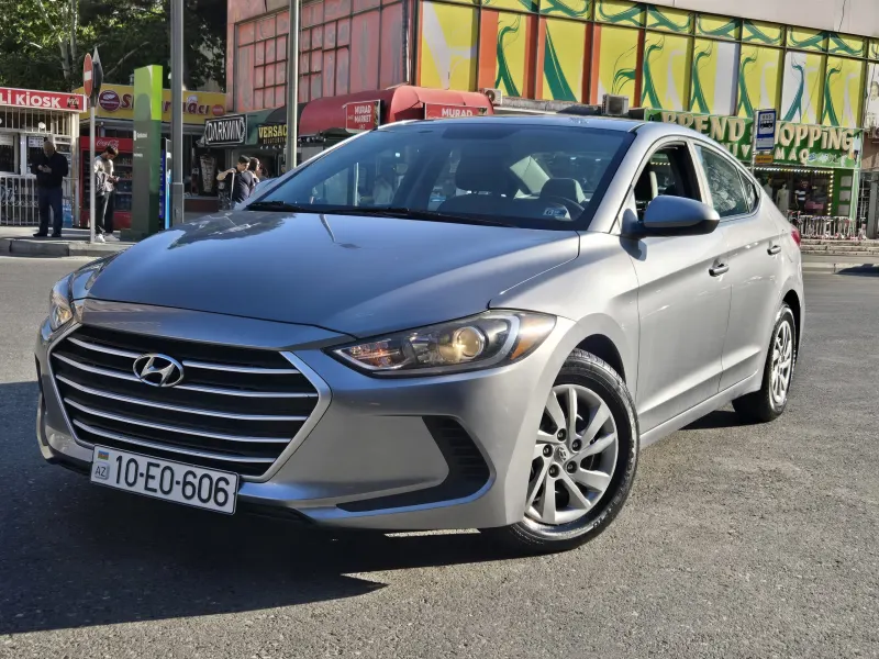2018 Hundai Elantra 2