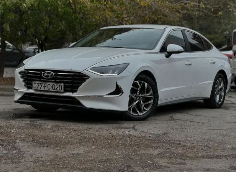 2022 Hyundai Sonata 2